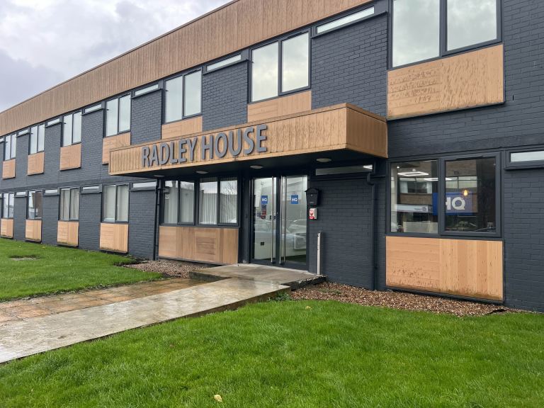 Leeds - LS286LE \ Office Space for Rent - 2 Workstations