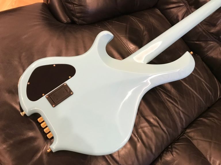 Maruszczyk Frog 4a Headless 4 string bass guitar - Baby Blue, 2023, as good as new