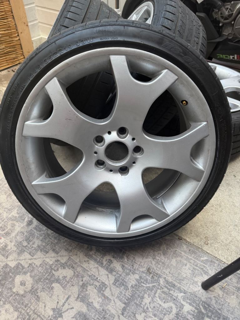 BMW tiger claw alloys 5x120