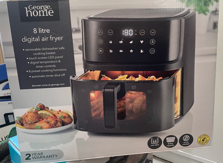 George Home 8 Litre Digital Air Fryer - Brand New in Box