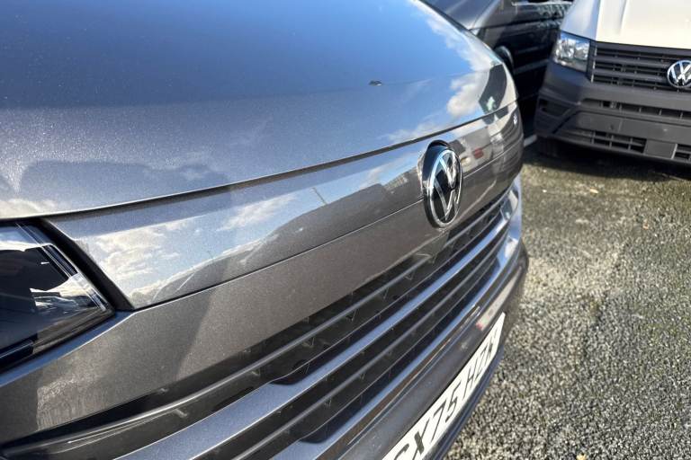 2025 Volkswagen Transporter 2.0 TDI T28 Commerce Pro FWD SWB Euro 6 (s/s) 5dr Van DIESEL Manual