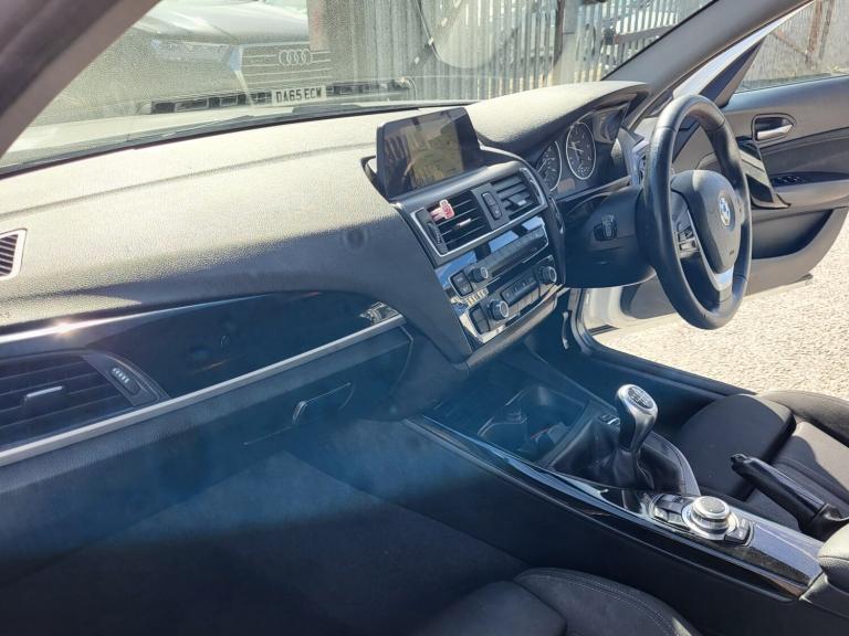 2016 BMW 1 Series 118d Sport 5dr TOP SPEC HATCHBACK Diesel Manual