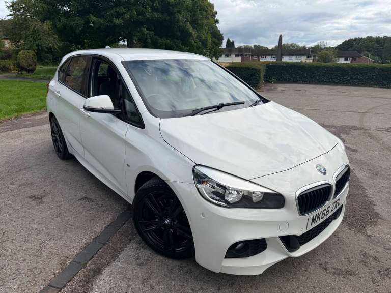 2016 BMW 2 Series 218d M Sport 5dr [Nav] HATCHBACK Diesel Manual