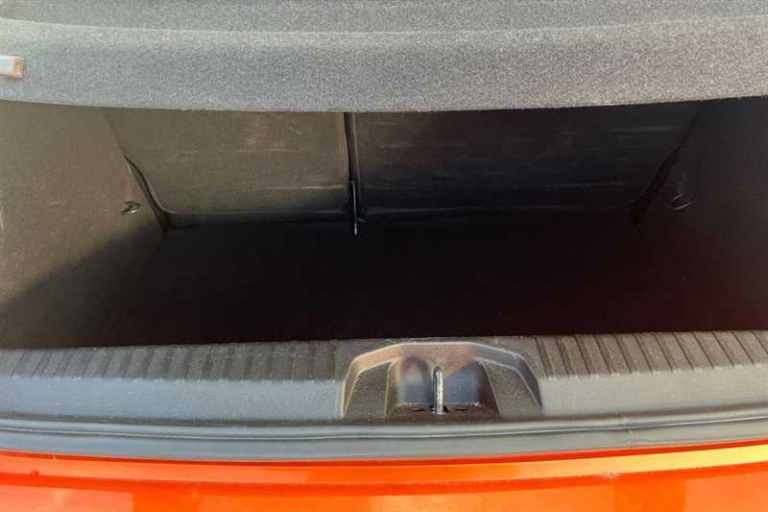 2020 Renault Clio 1.0 SCe 75 Play 5dr HATCHBACK PETROL Manual