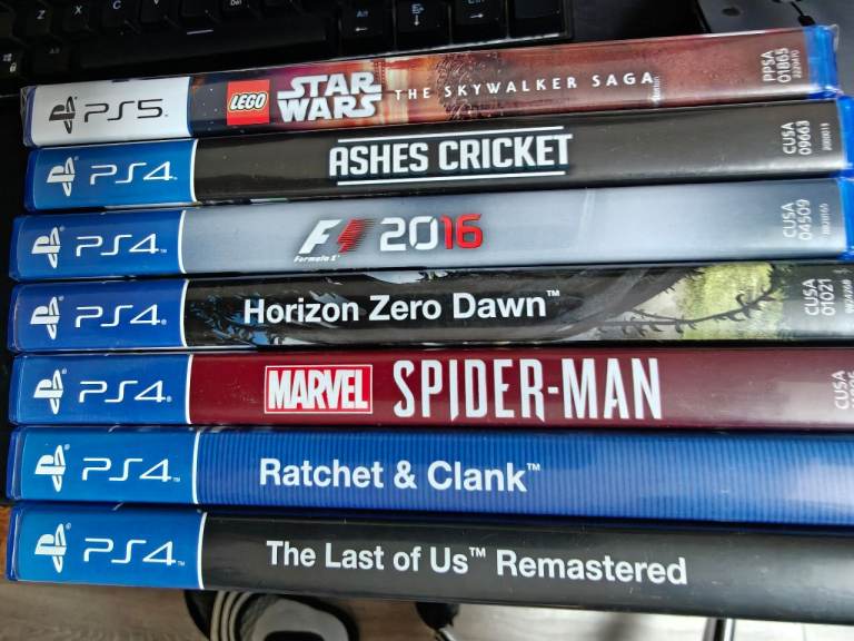 PS4 & PS5 Games Bundle - Spider-Man, Horizon Zero Dawn, Last of Us & More