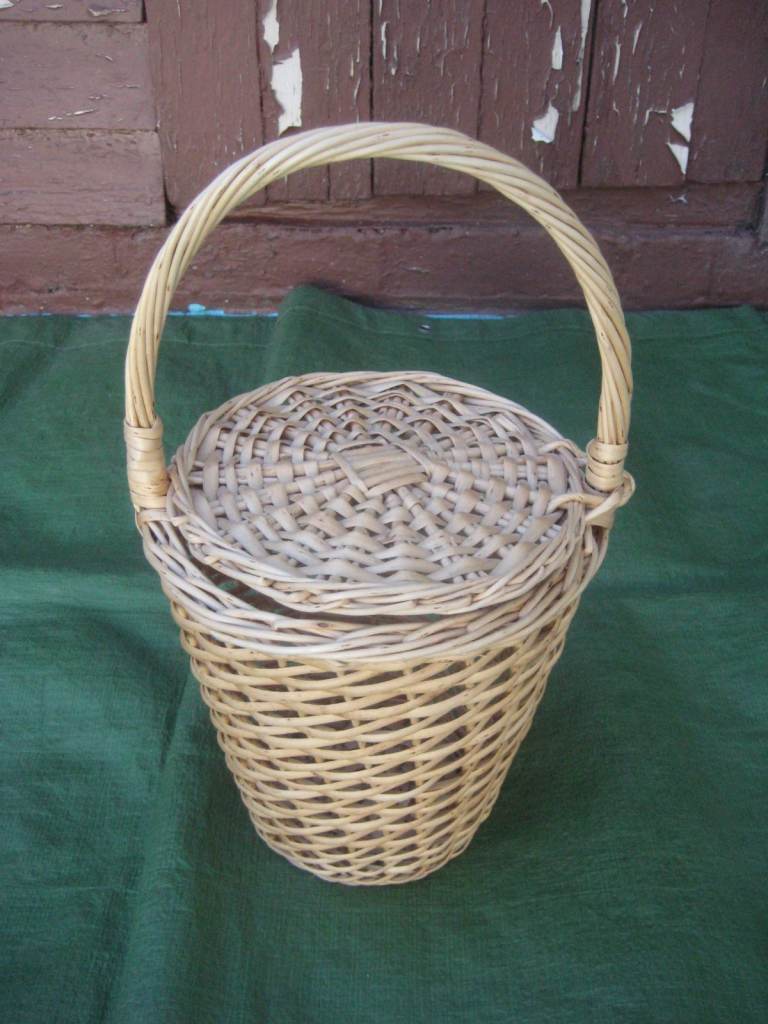 Lovely Smaller Size Wickerwork Basket with Lid and Handle for Only £3.00