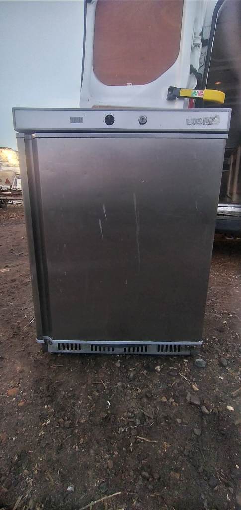 Commercial catering equipment fridges refrigeration freezers chillers trailer pub items 