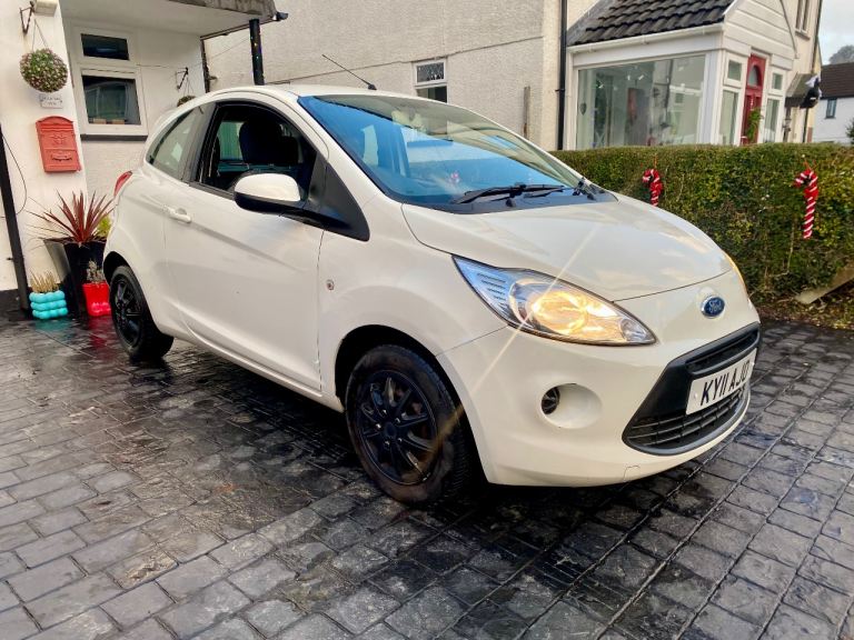 FORD KA BRAND NEW MOT NO ADVISORIES 86k MILES CLEAN CAR CHRISTMAS PRESENT
