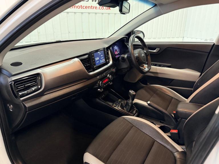 2018 Kia Stonic 1.0 T-GDi First Edition Euro 6 (s/s) 5dr HATCHBACK Petrol Manual