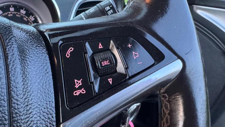 2015 Vauxhall Mokka 1.6i SE 2WD Euro 6 (s/s) 5dr HATCHBACK Petrol Manual