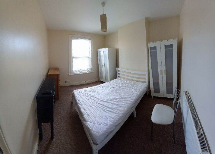 ROOM to rent