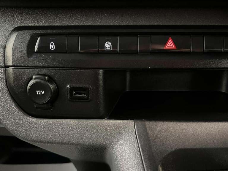 2020 Vauxhall Vivaro 3100 2.0d 120PS Sportive H1 D/Cab PANEL VAN DIESEL Manual