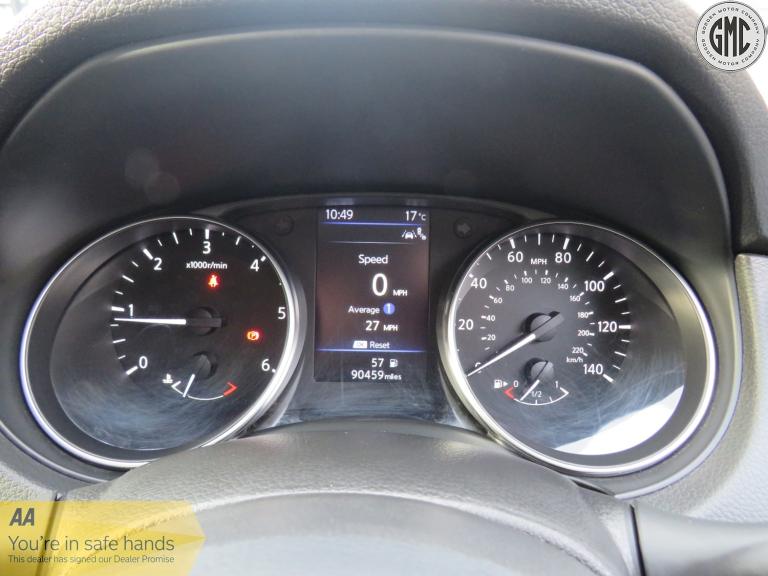 NISSAN QASHQAI 1.5 dCi N-Connecta Full Service History, Satnav 2019