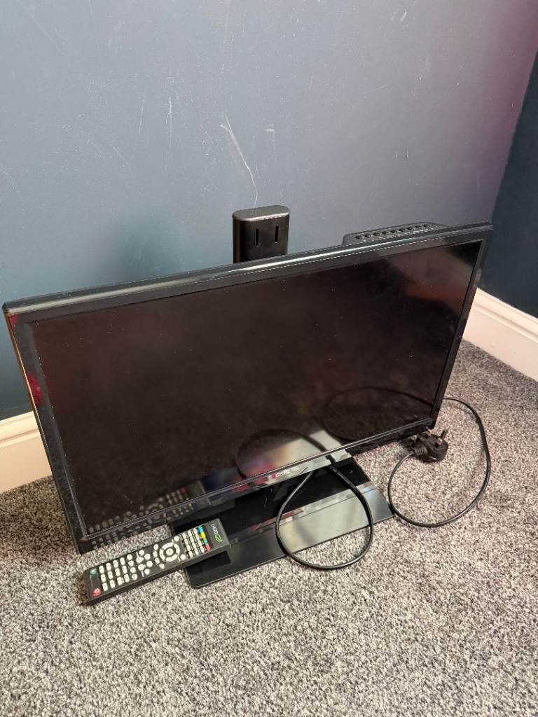 Seiki 24" TV with internal DVD slot and Swivel stand