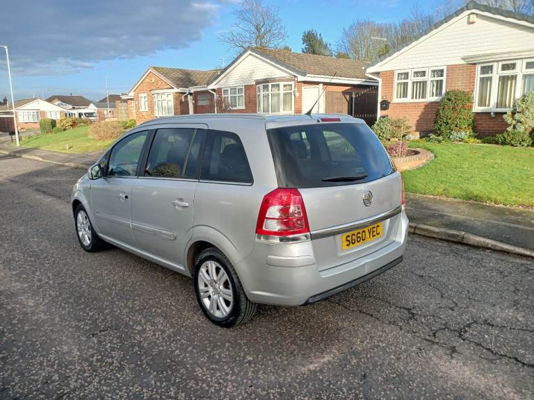 Vauxhall zafira 1.6 petrol design ULEZ FREE long mot 74k miles 
