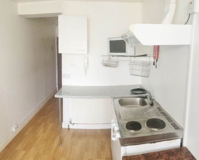  Beautiful Double Studio – Kember Street, Islington, N1 £230 per week | £997 PCM | Ref: 575