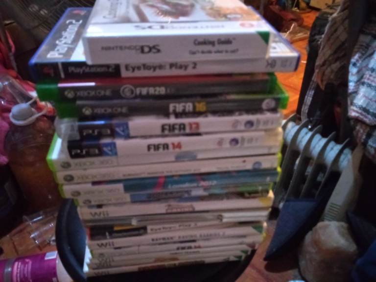 Mixed Console Video Games Bundle – PS2, Xbox One, PS3, Wii, DS