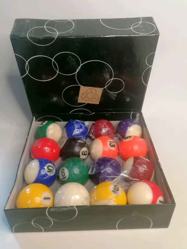 Homegames Spots and Stripes Pool Table Ball Set.see measurements on pictures  SMALL