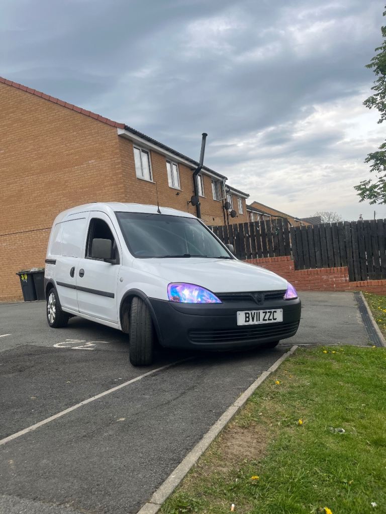 Vauxhall, COMBO 2011