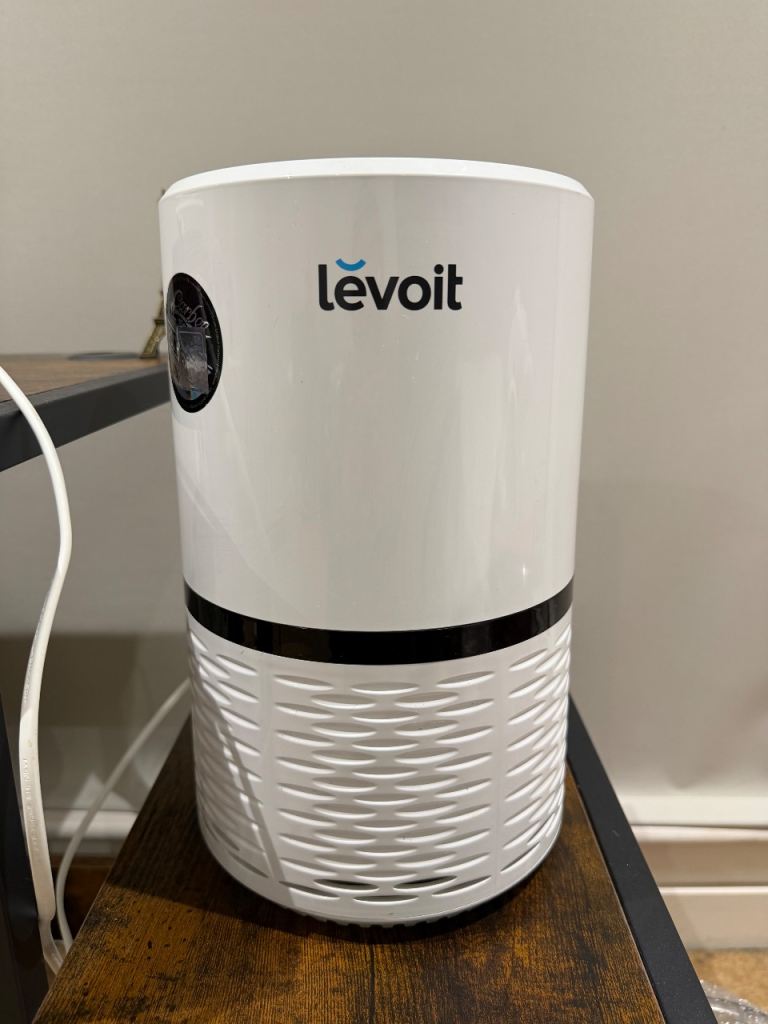 Levoit Air Purifier – Quiet & Powerful – Excellent Condition