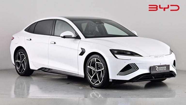 2025 BYD Seal 82.5kWh Design Auto 4dr Saloon Electric Automatic