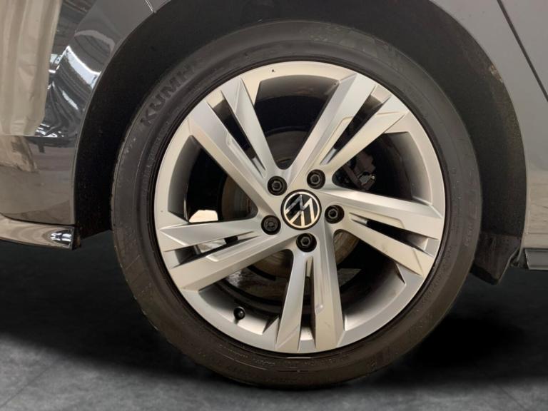 2022 Volkswagen Golf 1.5 TSI R-Line 5dr HATCHBACK PETROL Manual