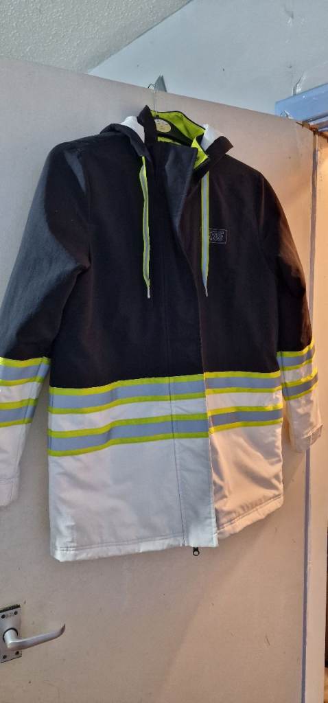Vans Reflective After Dark Women’s Coat - White/Black W/Neon/Grey Strips - XS 