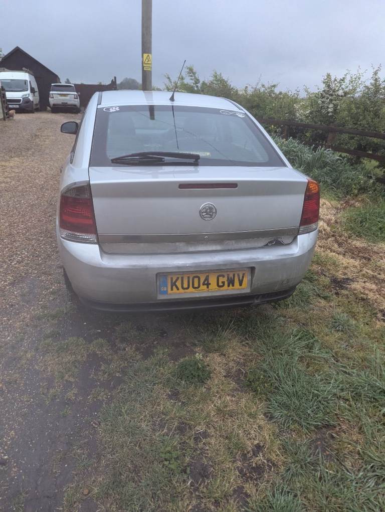 Vauxhall, VECTRA, Hatchback, 2004, Manual, 1796 (cc), 5 doors