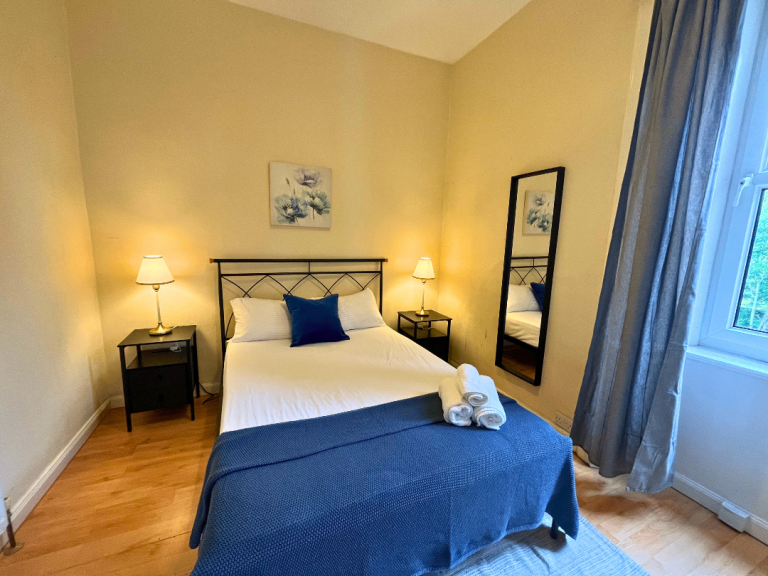 Central  2 bed property - all bills included - NO DEPOSIT REQ