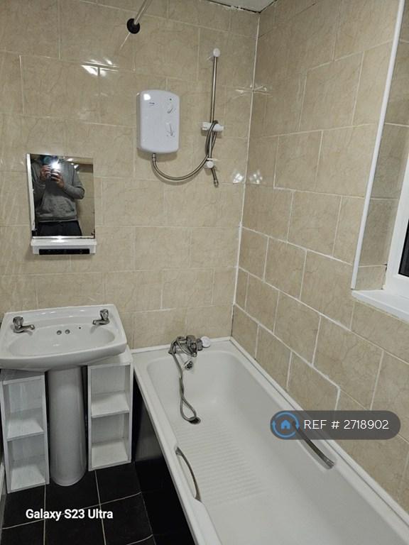 3 bedroom house in Freeman Road North, Leicester, LE5 (3 bed) (#2718902)