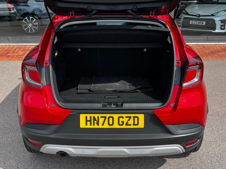 2020 Renault Captur ICONIC TCE Hatchback Petrol Manual