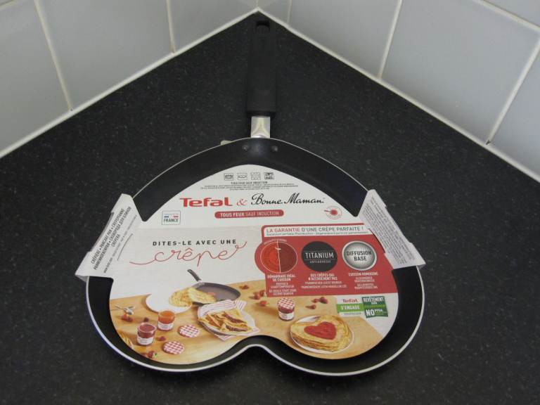 Tefal Heart-Shaped Limited Edition Aluminium Non-Stick Crepe Pan
