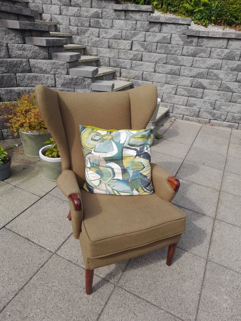 1960s Parker knoll papa bear accent chair