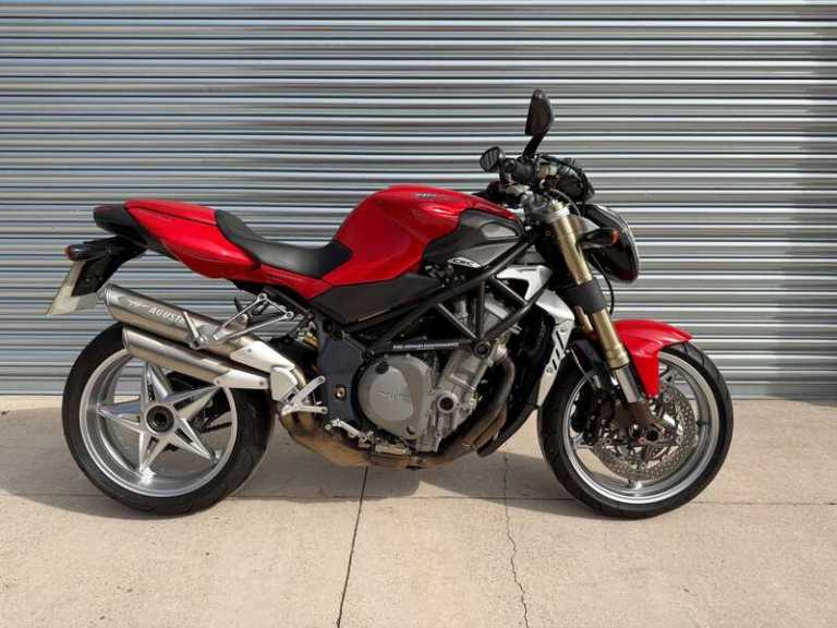MV Agusta 750 BRUTALE E3 Manual