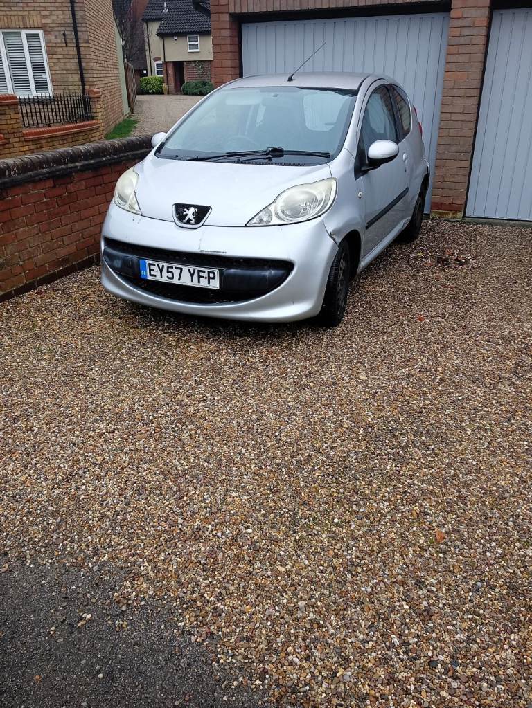 Automatic peugeot 107 63,000 miles 