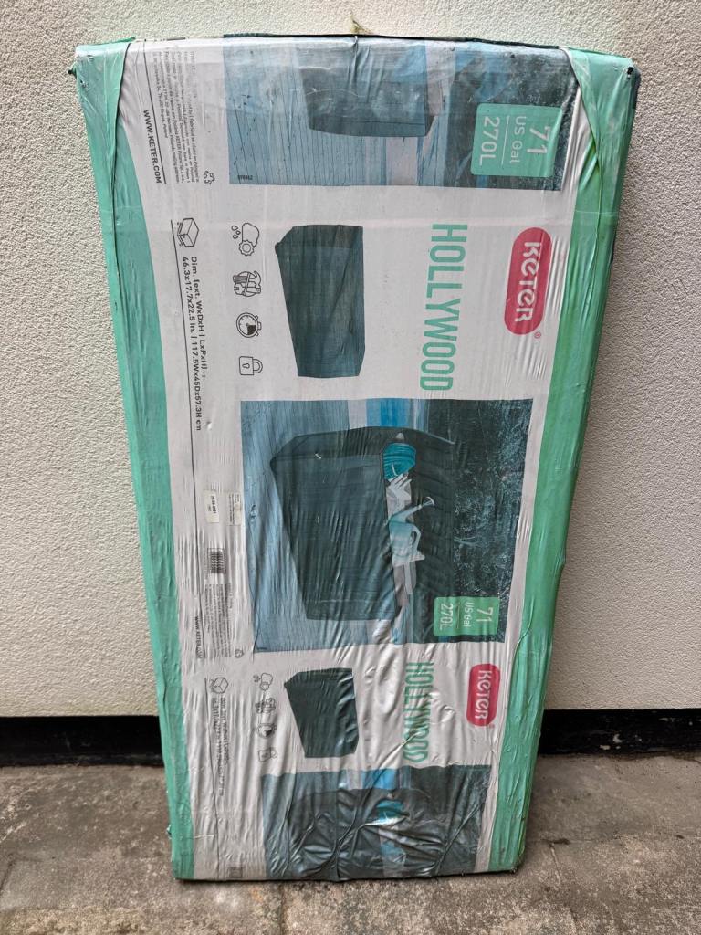 Keter storage box 270 L