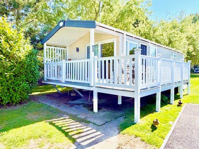 2017 Atlas outlook 38 x 13 Holiday Home 
