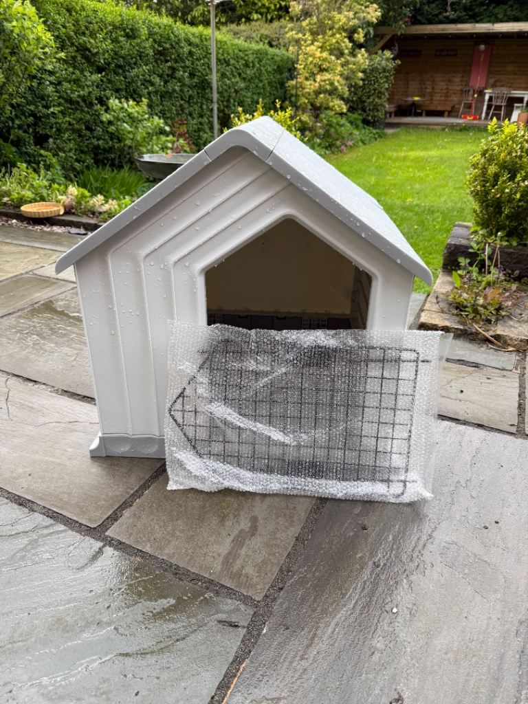 Dog house pet kennel with door waterproof 