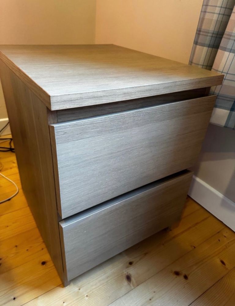 Ikea malm bedside dresser