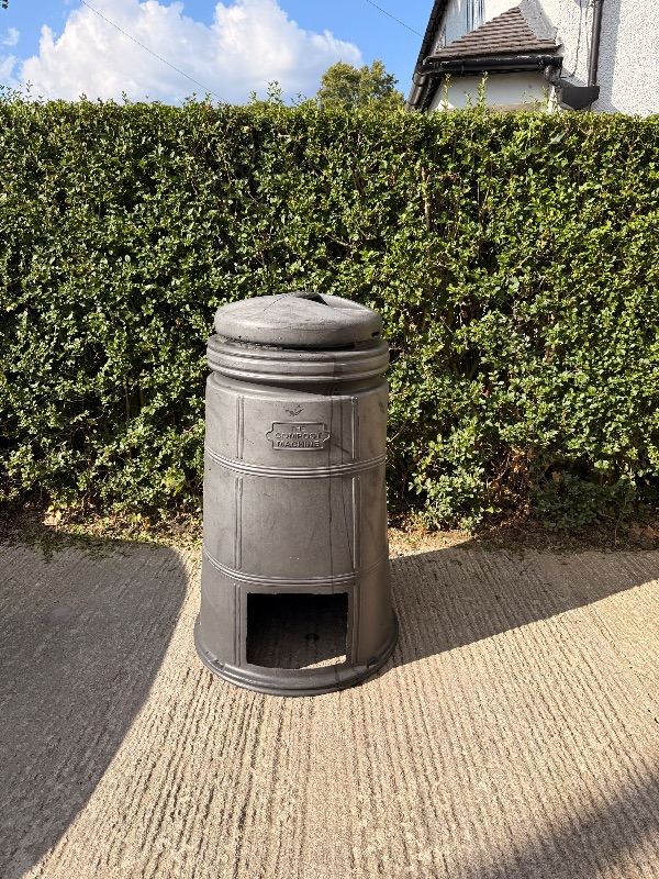 Garden Composter Bin – Good Condition
