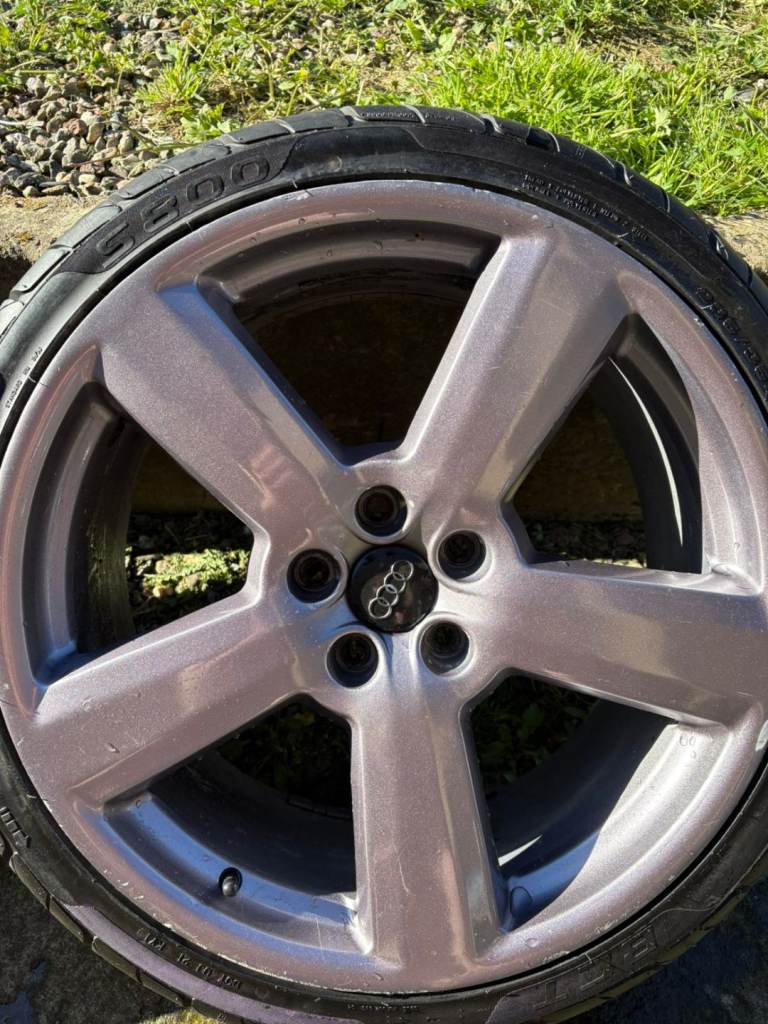 Audi S4 alloys and tyres 