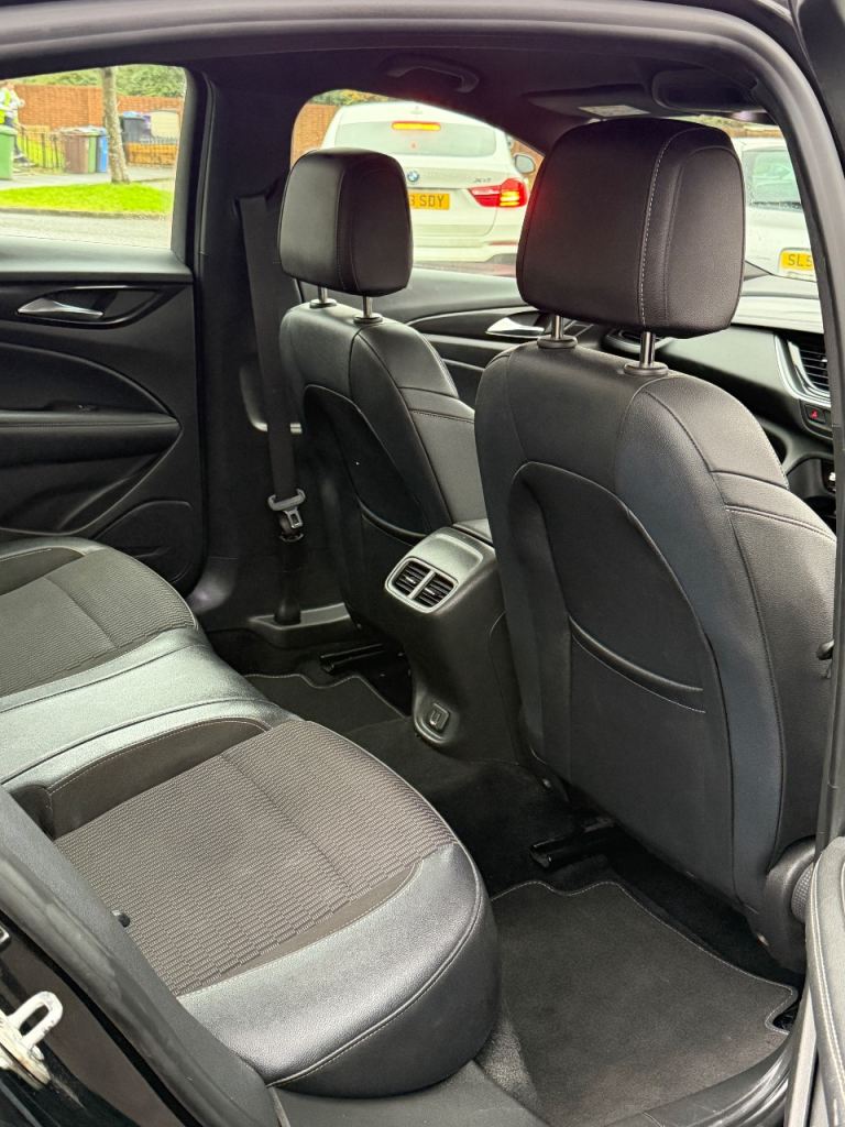 Vauxhall, INSIGNIA, Hatchback, 2019, Manual, 1490 (cc), 5 doors