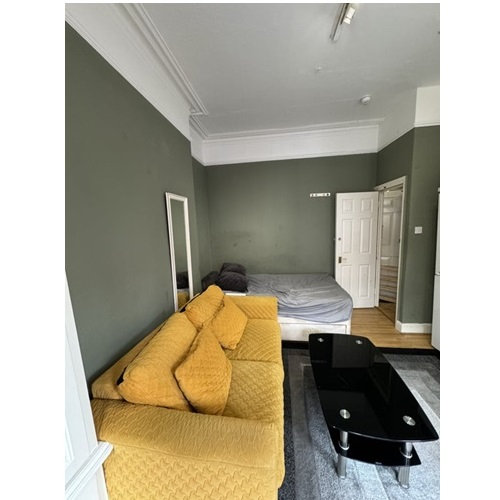 *One Bedroom Flat in Castletown Road, West Kensington, W14 9HG * All Utility Bills Inc*