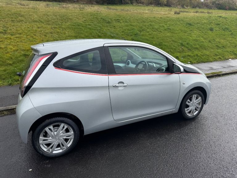 Toyota, AYGO, Hatchback, 2015, Manual,998 (cc), 3 doors
