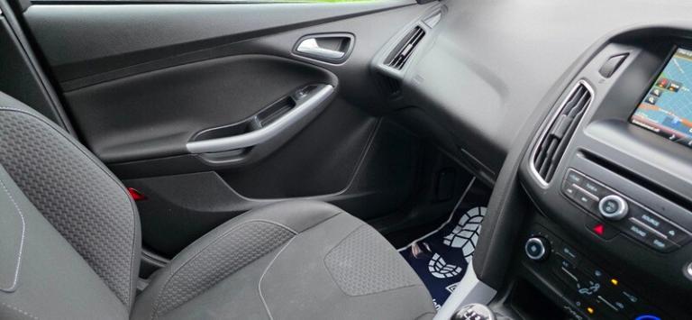 2015 Ford Focus ZETEC HATCHBACK Petrol Manual