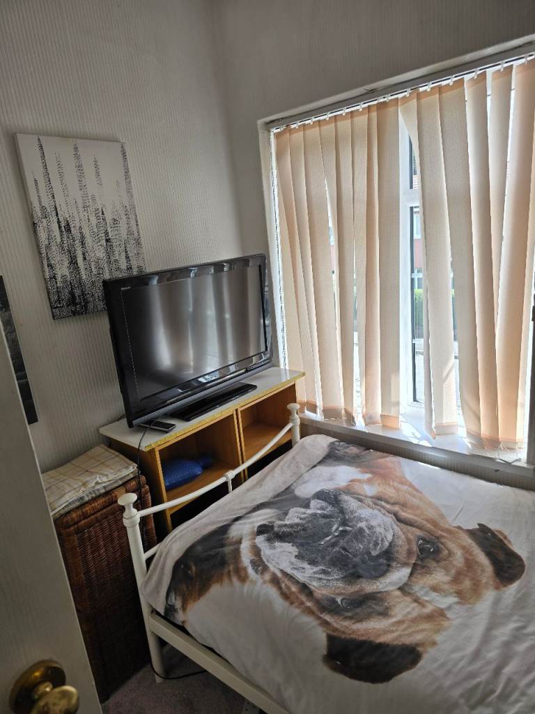 Single furnished room