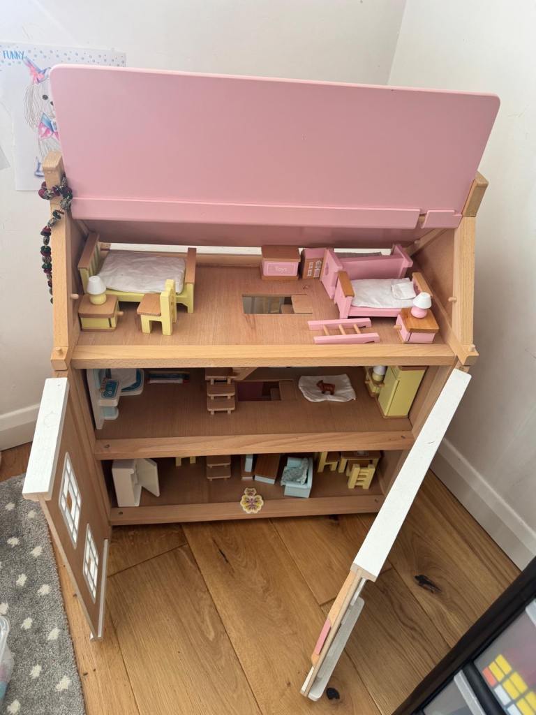 Wooden Doll house 