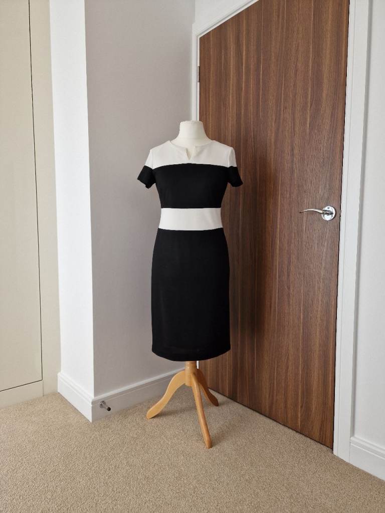 Women's Colour-Block Short Sleeved Sheath Dress Size 12  By Roman