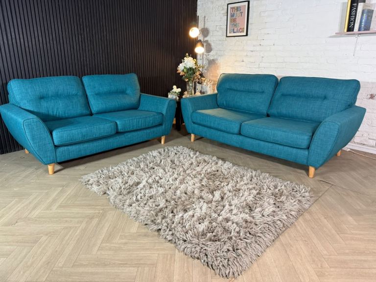DFS Zinc 3 & 2 Seater Sofa Set – RRP £1,699 – Our Price £750