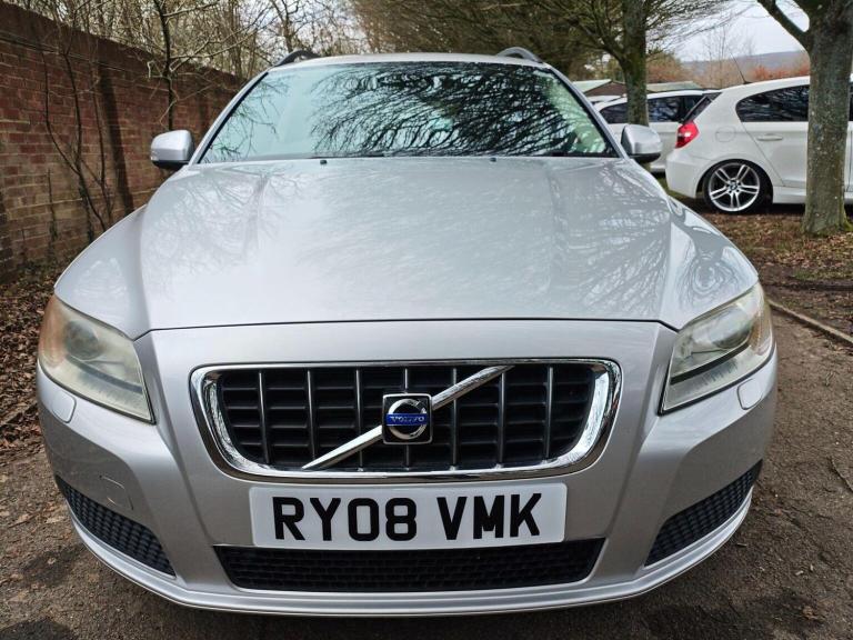 VOLVO V70 2.5T SE Lux Geartronic Euro 4 5dr 2008